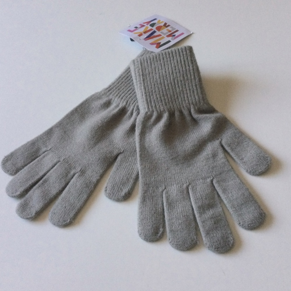 TROUVE WOMENS KNIT GLOVES GRAY OS NWT